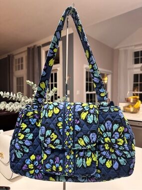 Vera Bradley Indigo Pop Blues Floral Quilted shoulder Tote Bag Purse NWOT